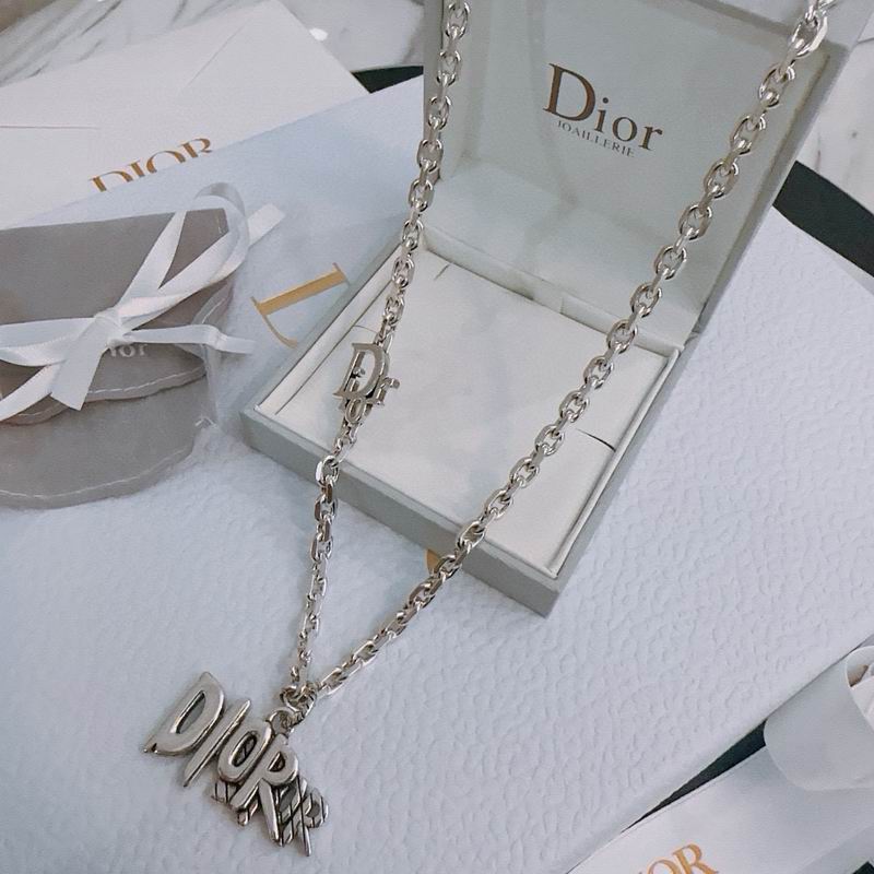 Dior Necklace 05yxh65